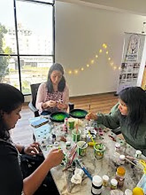 Craft workshop with fairy lights at the studio